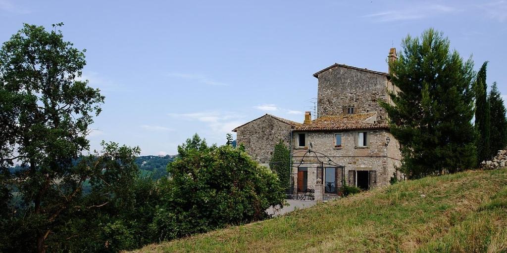Gli Appartamenti Di Torre Bertona Todi Ngoại thất bức ảnh