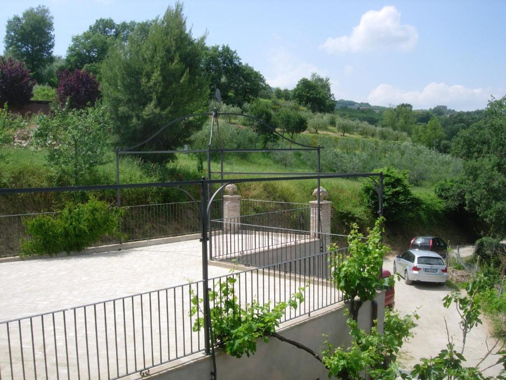 Gli Appartamenti Di Torre Bertona Todi Phòng bức ảnh